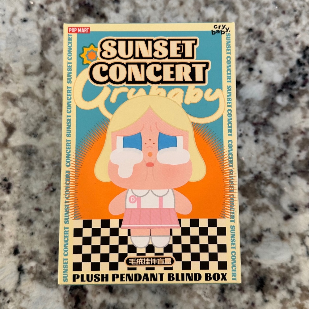 POP MART CRYBABY Sunset Concert Series-Plush Pendant Blind Box NEW SEALED